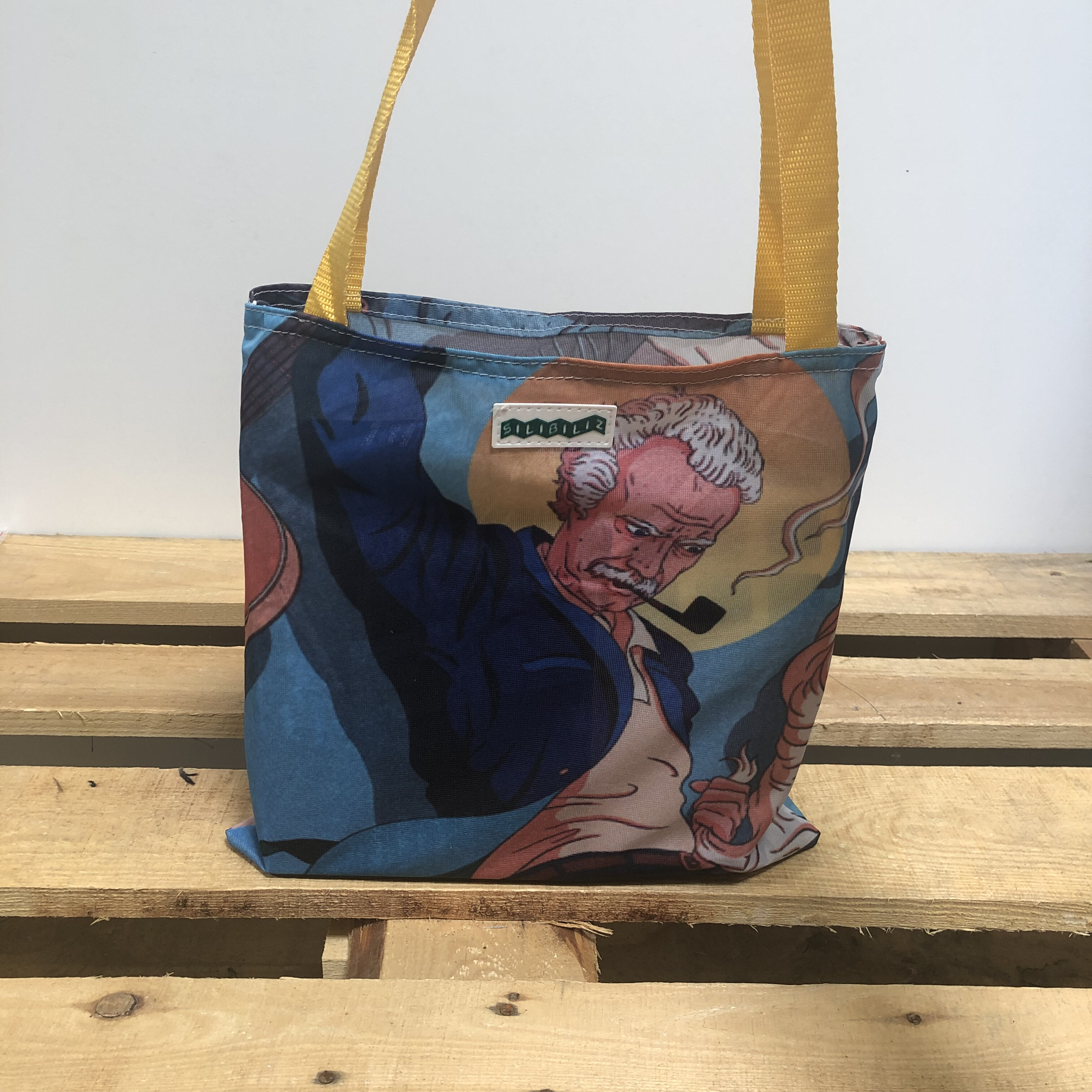 Tote bag