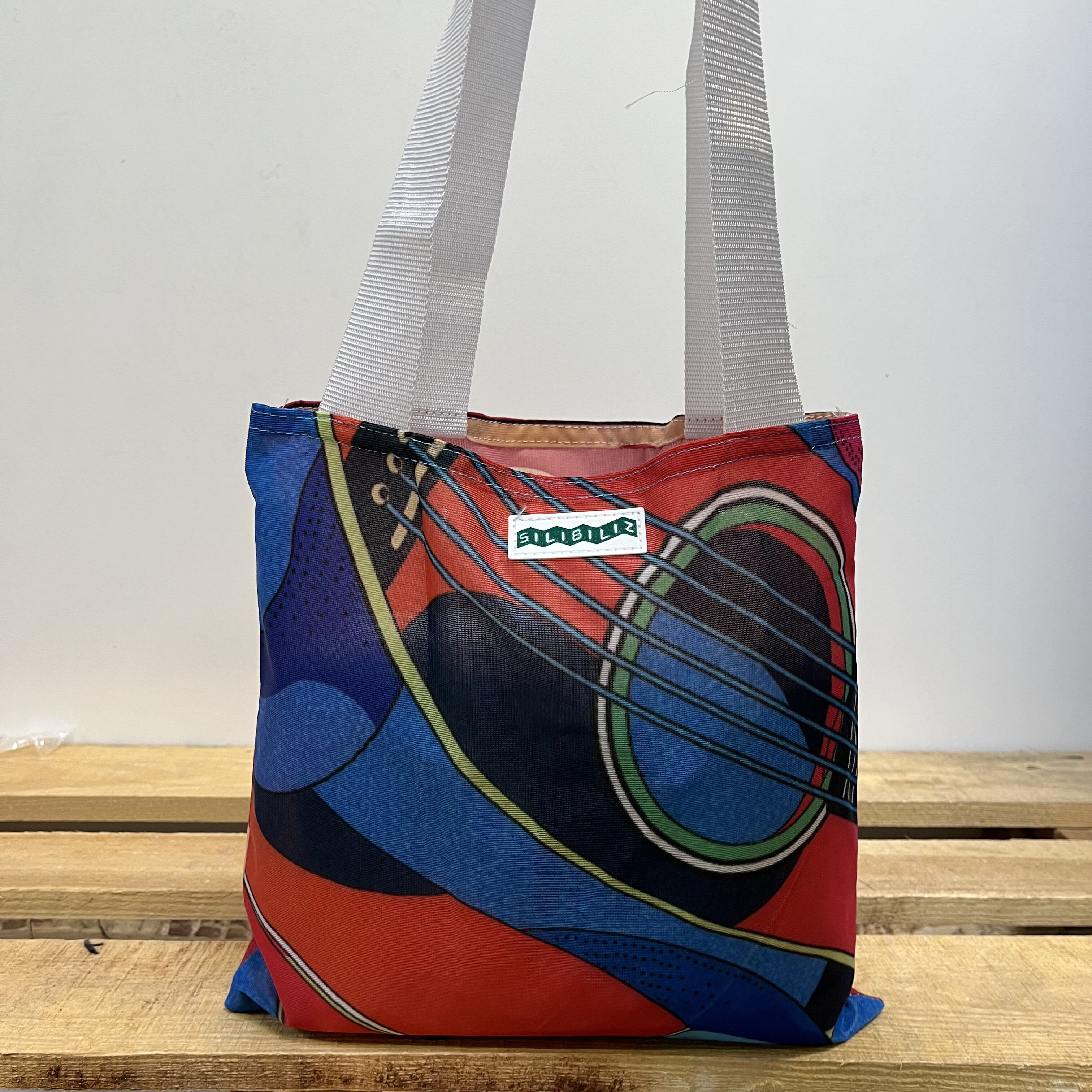 Tote bag